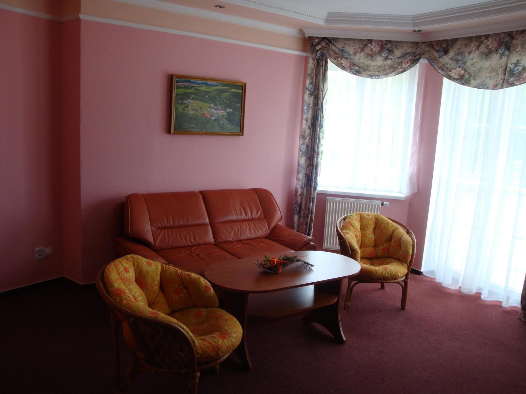 Hotel Lazne Evzenie Klášterec nad Ohří Exteriér fotografie